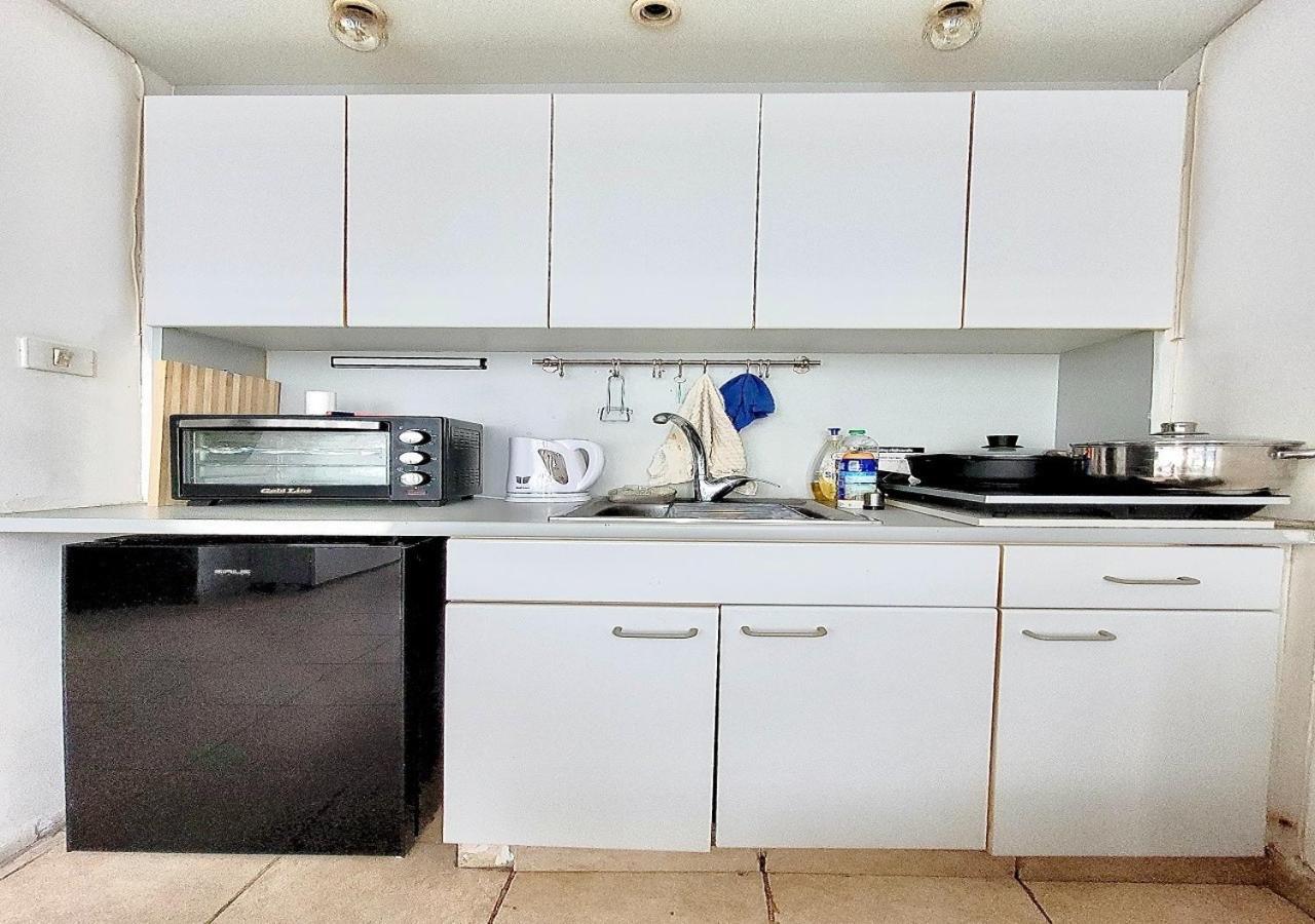 סטודיו על הים Apartment Бат Ям Екстериор снимка